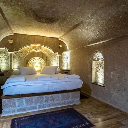 Kemerhan Cave Ουργκούπ