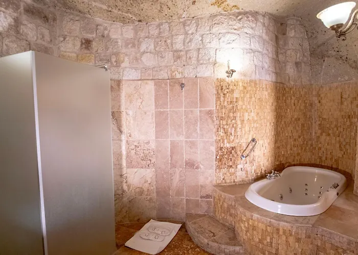 Kemerhan Cave 3* Ουργκούπ